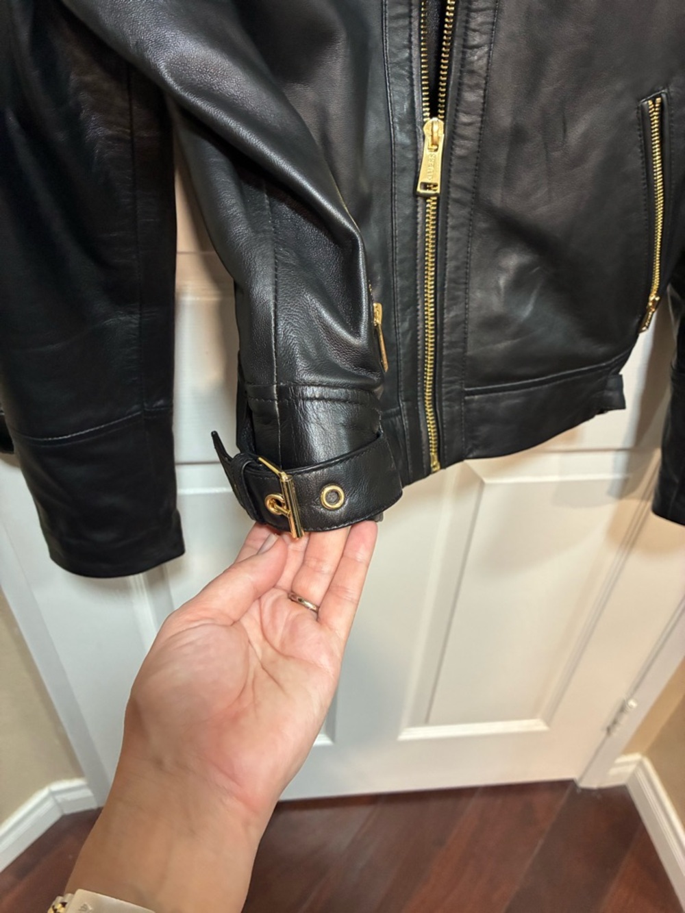 Guess Black Leather Jacket with Gold Hardware Size Large - Picture 5 of 5